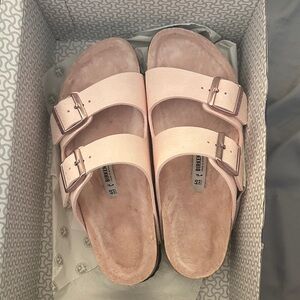 Birkenstock Women's Light Pink Sandals with fluff